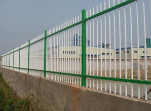 供應(yīng)市政護(hù)欄網(wǎng)價(jià)格 道路護(hù)欄網(wǎng)廠家久經(jīng)耐樣式新穎